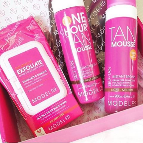 Aestheticcoms's tweet photo. Getting weekend ready with @ModelCo @hauteflashes (IG) #aestheticmanagement #modelco #modelcocosmetics #beauty https://t.co/Yerr1bN4WS