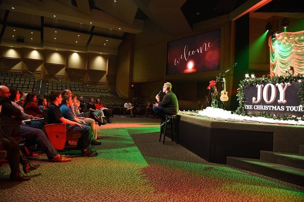 gregziecker's tweet photo. Going to be a great night at #Joy2015! https://t.co/OEcMChWMK6 https://t.co/lXFJi1nlHi