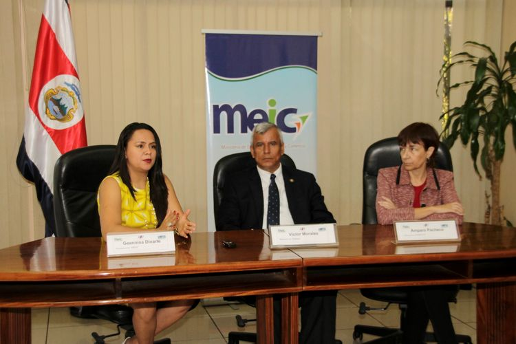 elfinancierocr/pymes tweet media