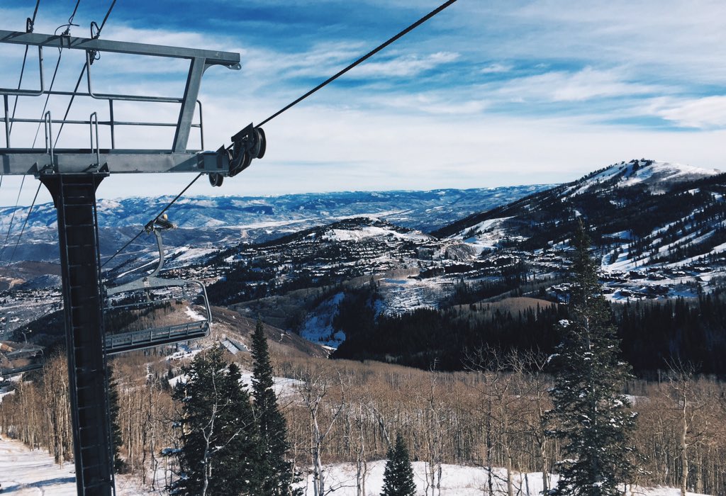 SkierProblems's tweet photo. Ok I'm back for the season but at @PCski this season!!! #eatsleepski https://t.co/L4JhLVqOIF