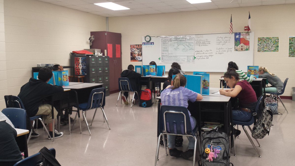 cdt_left's tweet image. They&apos;re very  focused on their vocabulary #4 test.
@Lockhart_JH 
#LISD33  #LJHPROUD