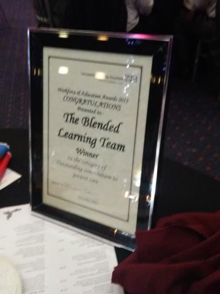 mikejamesporter's tweet image. Outstanding Contribution to Patient Care at @LancsHospitals.  So proud of the Blenders! #WE15