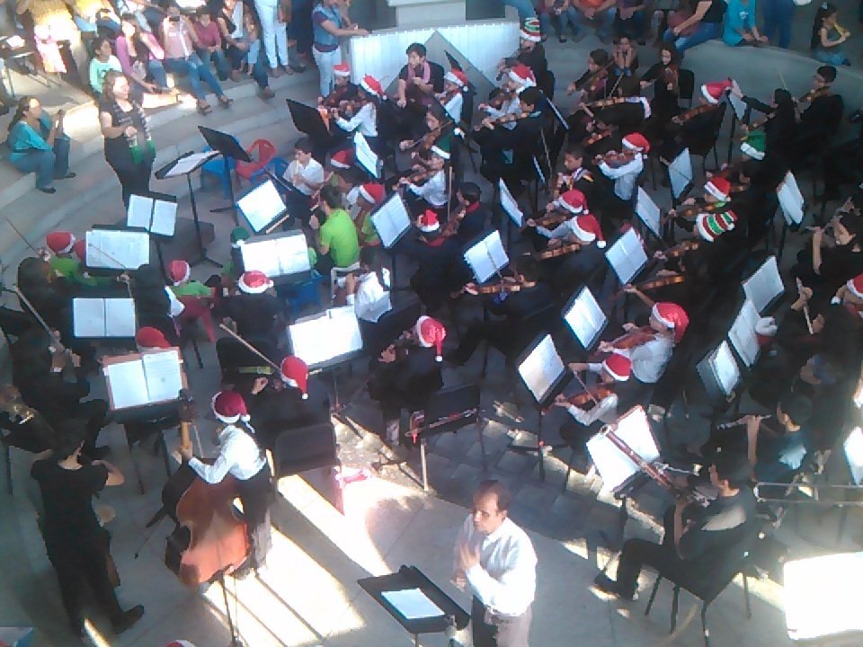 Concierto Navideño suena Noche de Paz <a href="/elsistema/">El Sistema</a>