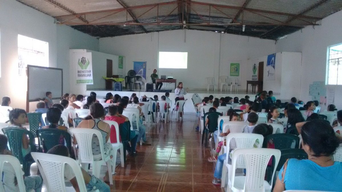 FundProciencia's tweet photo. #SantaRosaSurParticipa con jóvenes en charla con Dra. Edna Ponton, Comisaria de Familia @ICBFColombia @MinInterior https://t.co/S4izuD8EBO
