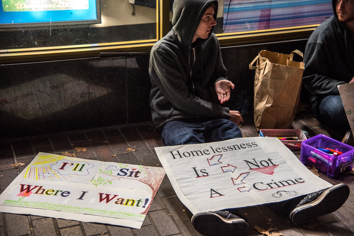 scimc's tweet photo. Protesting #Monterey's Sit-Lie Law https://t.co/sGWeWn53oa by @AlexDarocy #homelessprotest #homelessness https://t.co/zbzq5PPNrB