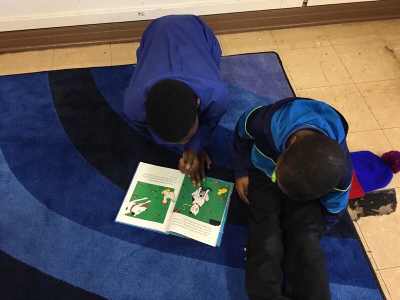 MsSpencerTech's tweet photo. The more we read the more we grow! Our 8th and 3rd graders reading together... https://t.co/qhxNMIplk3