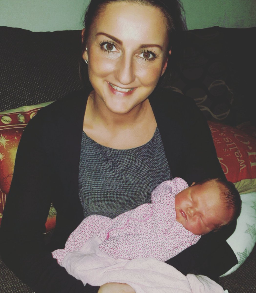 Ebs44's tweet photo. Cuddles with the little princess Darcy Mae 🍼💖 xxx @TKDWAG #preciousmoments https://t.co/TqKChSjVbY