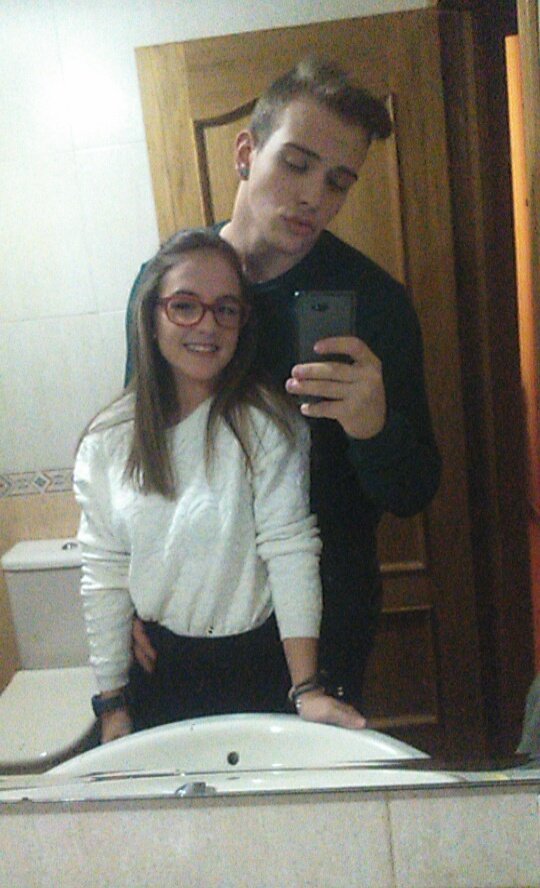 albertoxulo99's tweet photo. Inexplicable,  como todo lo que nos hace felices 🐻 💞 🔐 🍀 https://t.co/qCQecD17M8