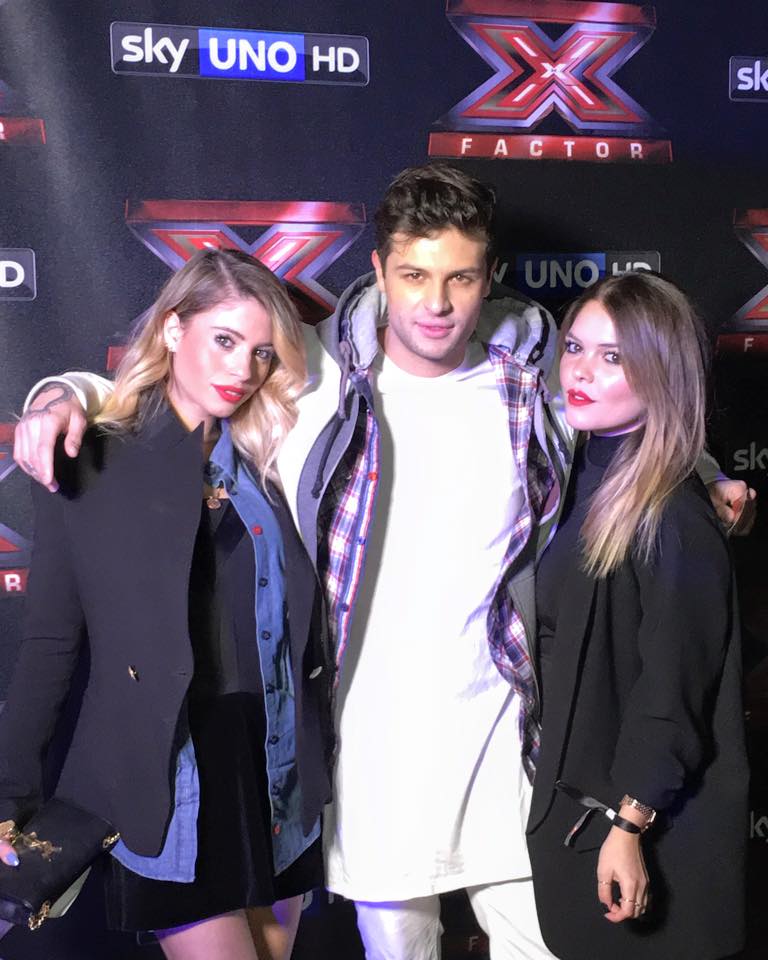 Mistral_Italia's tweet photo. #mmmm è spettacolo #XF9, anche nel #Backstage! 😎 @ChiaraNastii e @iconize_it per #MistralX! https://t.co/LQnIW6z5QC https://t.co/xDZLJIZ0WN