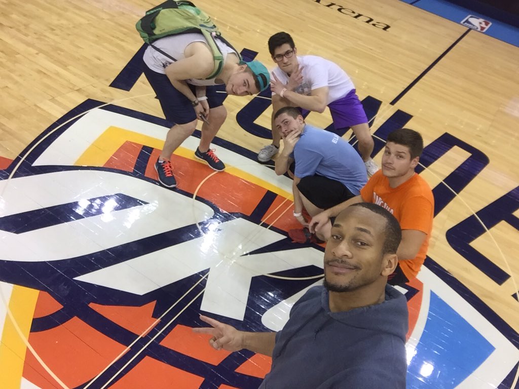 Electrickjumper's tweet photo. Knocked out our rehearsal and looking forward to our first performance of the 2015-2016 season!! #okcthunder https://t.co/QAZipgn228