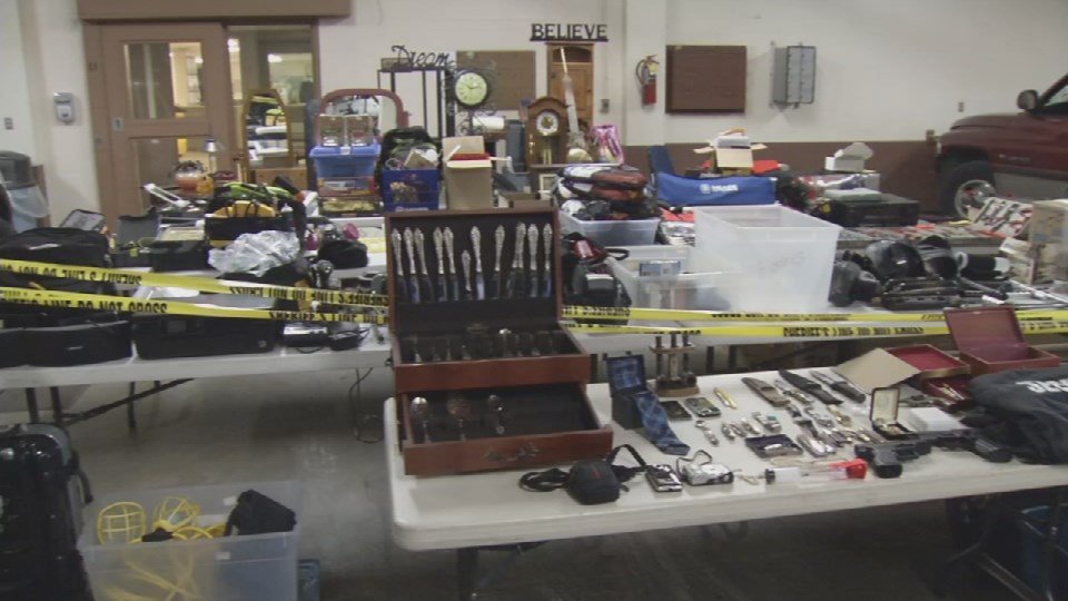Newsie2's tweet photo. Hundreds stolen items from #Louisville & #SoInd are found. Do you spot anything of yours? https://t.co/BenEd29Q76 https://t.co/M0jBjAEyRX