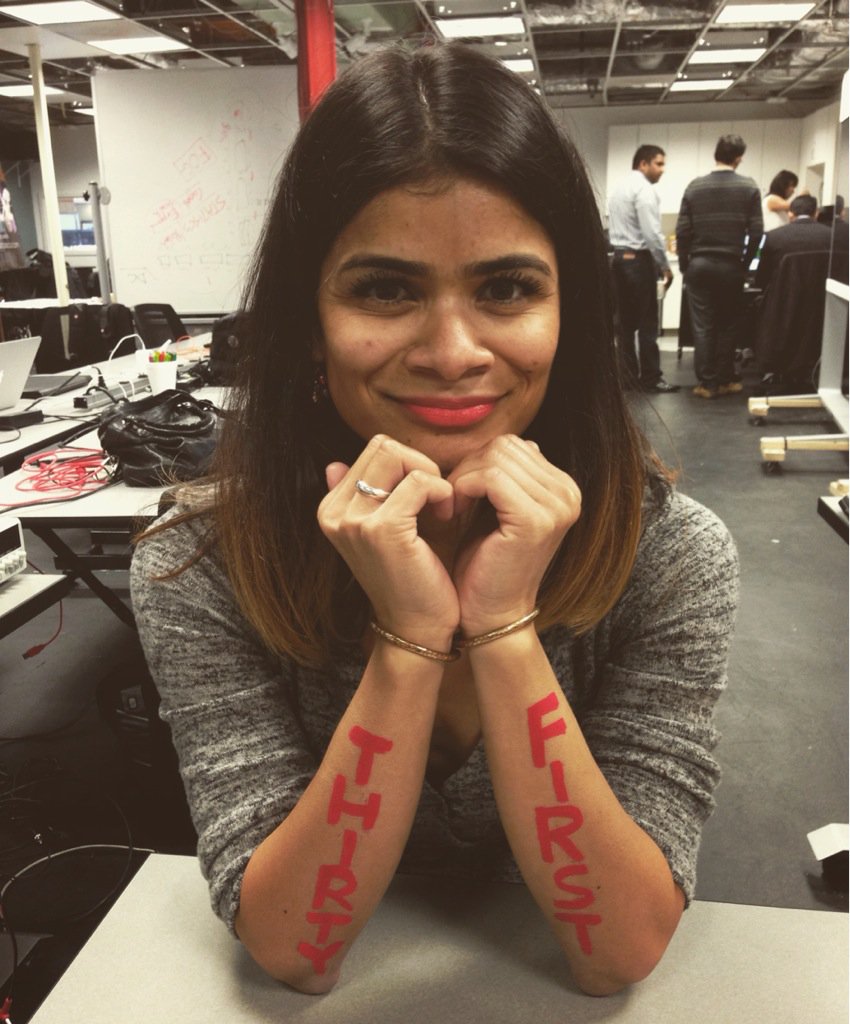 shr_plus_ha's tweet photo. Happy 31st bday @cisco! I 💛 you, let's play! #WeAreCisco #ThirtyFun #HeartInMyHand cc: @FranKatsoudas https://t.co/uY5U9dNvc7
