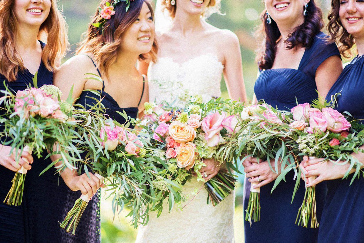 MonarchFlorists's tweet photo. Just in pics! #gardenweddingflowers #gardenbouquets #gardenroses #peoniebouquets https://t.co/hrsk1WsM55
