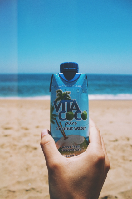 VitaCoco's tweet photo. #tbt to when the @QUEtheJosh's drink matched the ocean and the sky. Ahhhhh. #vitacococrew https://t.co/F8gqKuxQ1y