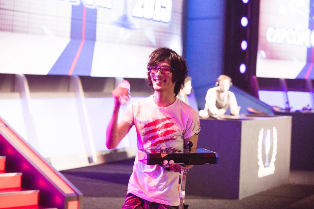 MadCatz's tweet photo. Closing remarks and some amazing photos from #CapCup2015 via @tempusrob & @CapcomFighters https://t.co/5gsE1K9oFH https://t.co/JpbjpTcGaX