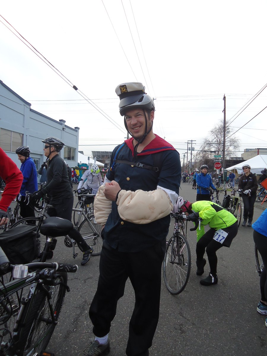 I'm strong to the finish, 'cause I eats me Spinach, I'm Popeye the sailor man! #tbt #throwbackthursday #popeye
