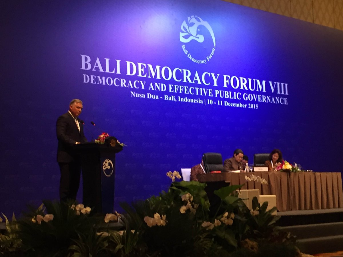 NZinJakarta's tweet photo. NZ pleased to support the 8th Bali Democracy Forum with attendance by Mark Mitchell MP #BDF2015 @Portal_Kemlu_RI https://t.co/QhWVUJuTNp