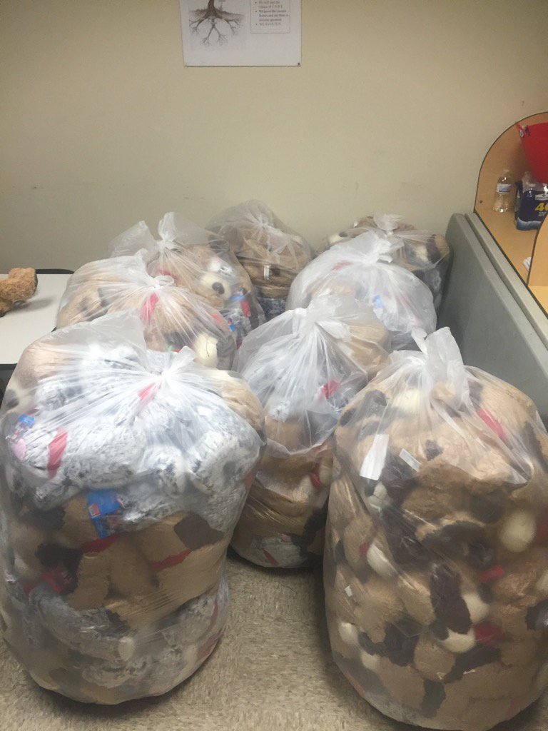 katklancke's tweet photo. 8 bags going to children's hospital from store 2569!! https://t.co/twAOuqQSeJ