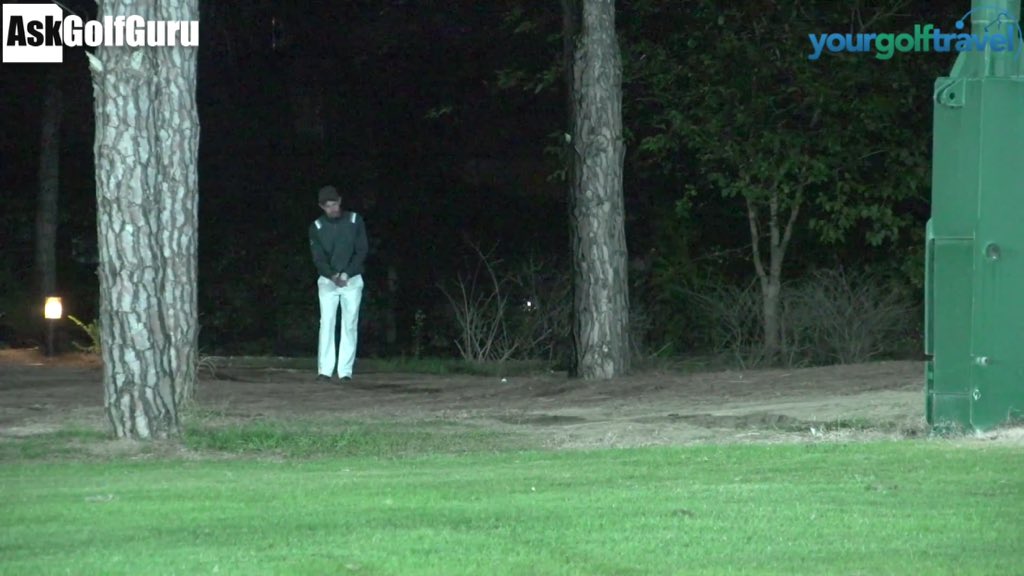 Alex_Pilot272's tweet photo. @CoachLockey @4golfonline The white trousered Matt in his natural tree habitat #Golf #Treebound โณ๏ธ๐๐ https://t.co/GYqViBCzrz