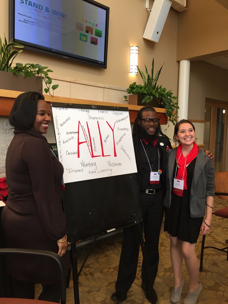 MackBright's tweet photo. #rusac15 https://t.co/UIYbfvSsbj