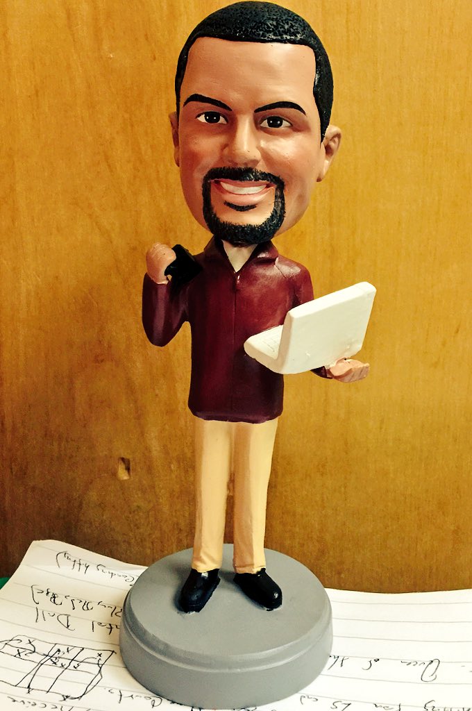 EvpLares14's tweet photo. A unique gift! Thanks to @Krauseymousey and the rest of the team @HofstraVB, for making a bobble head of myself. https://t.co/fpNMuSUy88