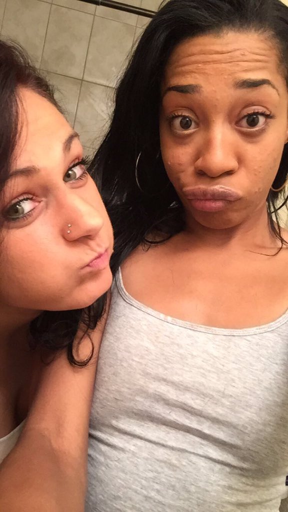 MarieMillz__'s tweet image. Mannnnn why would you move to Colorado 😫😭 @cinderellahulk #saltandpepper #ebonyandivory #sheblackthough 😂