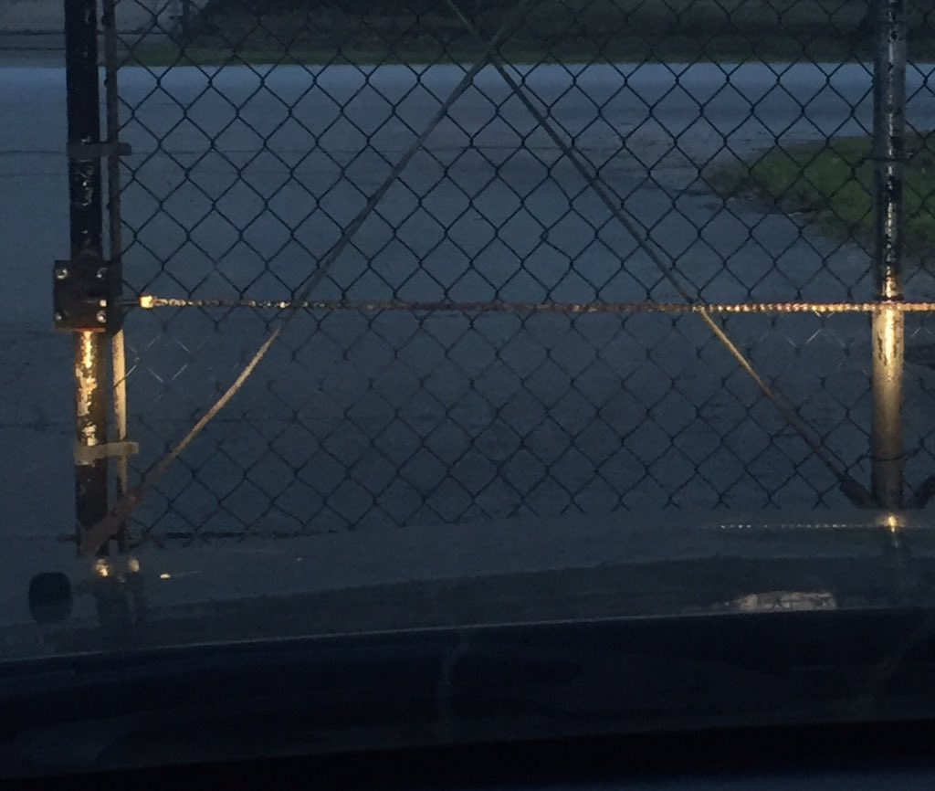 PurpleWillowArt's tweet photo. @JaredLeto I see Triads everywhere!! Gate at work!!! #TriadAlert #FreakinCool #Echelon https://t.co/WrP9OikHNm