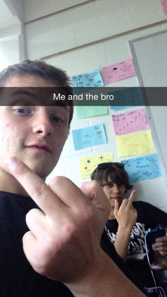 1 pic. Miss my bro I'll see you when you get back hopefully you do come back bro I love you bro so much (no homo)!! https://t.co/l79DEmao8e