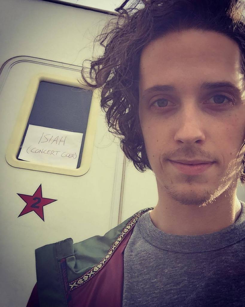 isiahatoms's tweet photo. This one was a stretch for me || #at&amp;t #commercial #genesisartistsagency #actor #concertgo… https://t.co/bb2CmMCQPU https://t.co/IdGiWdtGl4