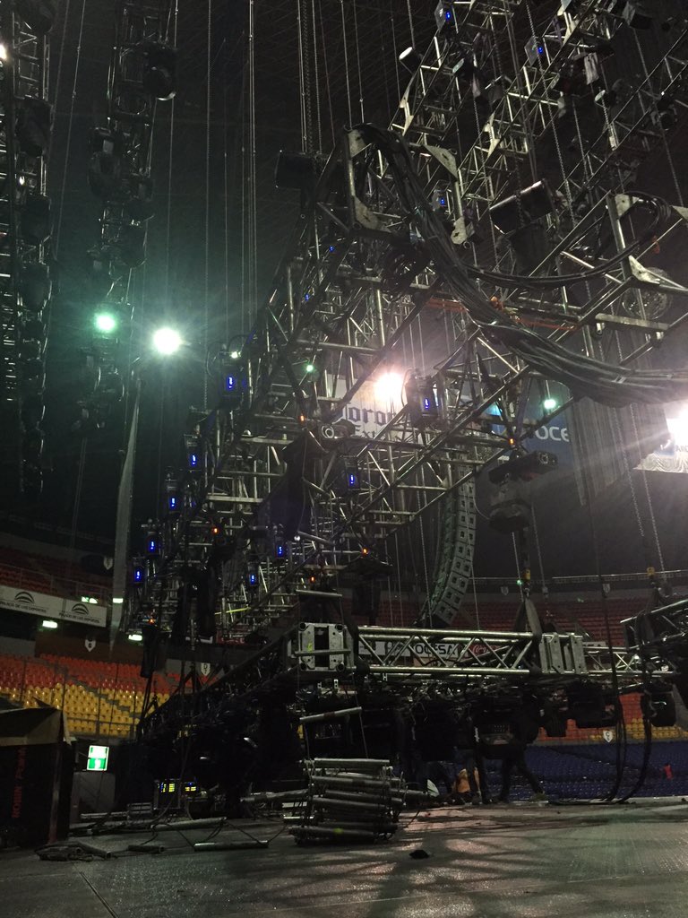 TOOMOTIONS's tweet photo. Today load in @CAIFANESMEX with @kinesysprojects #vectorsoftware #motioncontrol https://t.co/5L6AsKyMRv