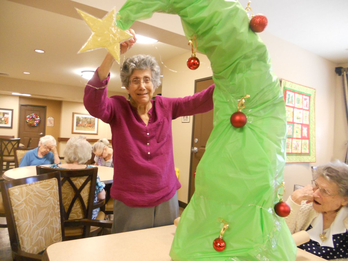 TeamSpringsLEC's tweet photo. 2nd step in our parade design complete. Our Grinch Tree! We love how it came out. #FrontierCulture @CatalinaSprings https://t.co/aVlPCoWi0k