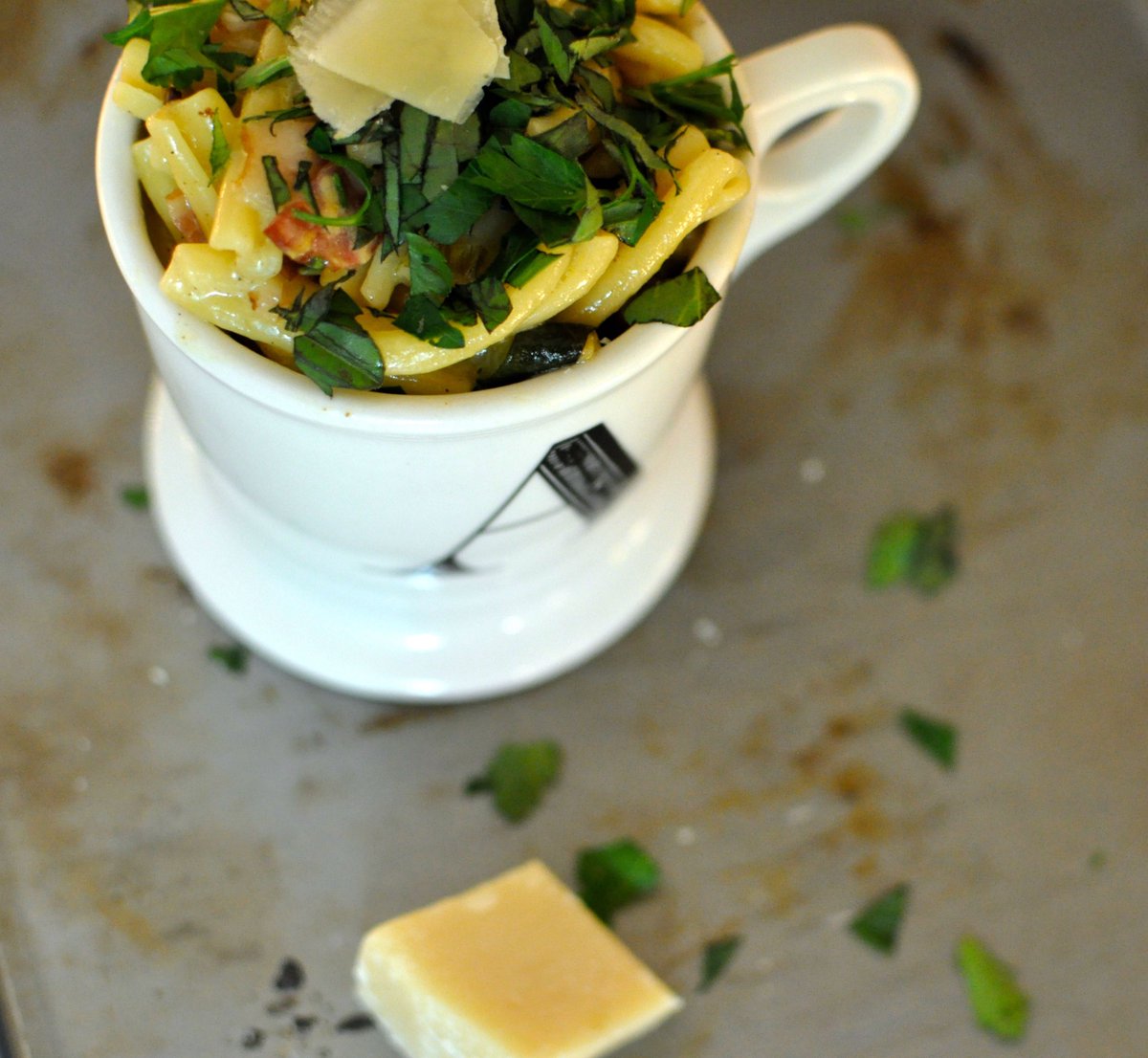 musicwithdinner's tweet photo. Creme fraiche, bacon, zucchini, parsley, & pasta with Reggiano cheese. #gastropost #oodlesofnoodles #musicwithdinner https://t.co/LMFEI4rOpQ