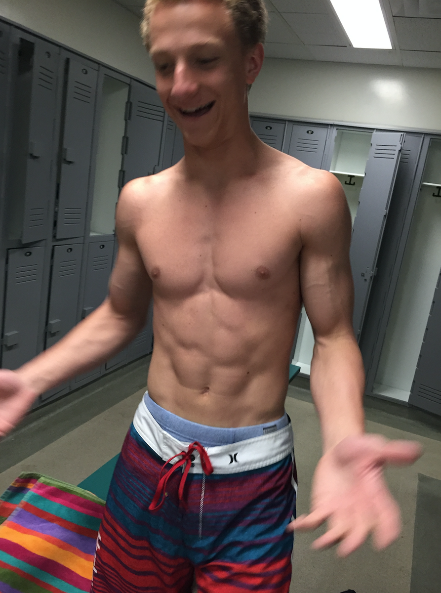 DavisEldridge's tweet photo. Happy Birthday Greek God #yourewelcomeladies https://t.co/hHSs0ycsxt
