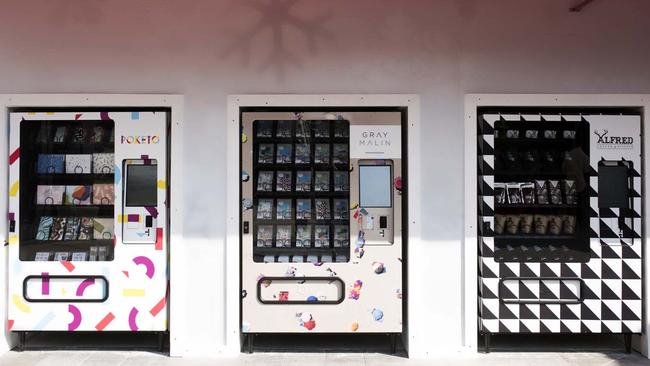 These vending machines are stocked with cocktail kits and Alfred coffee lat.ms/1XZHVCI