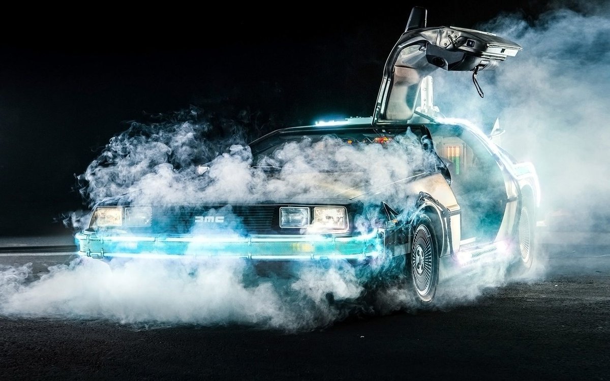 AnisovMikhail's tweet photo. #backtotheFuture #delorean https://t.co/1T1jTziShy