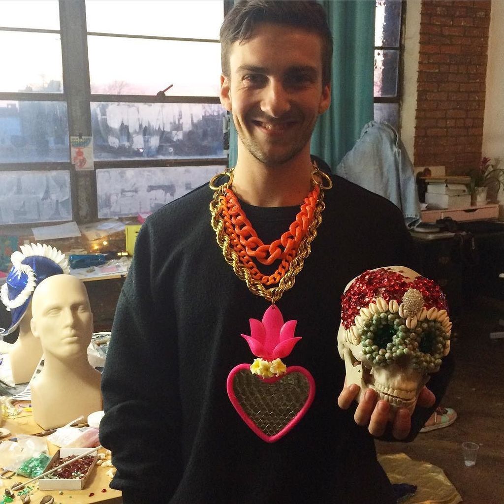 Holy_Faya's tweet photo. Welcome to Gregoire 💕 Holy Faya Handsome intern! #Bigup #maker #bling #3dPrint #galhack #fantasy #fashion #bisous https://t.co/7uPCAtPclK