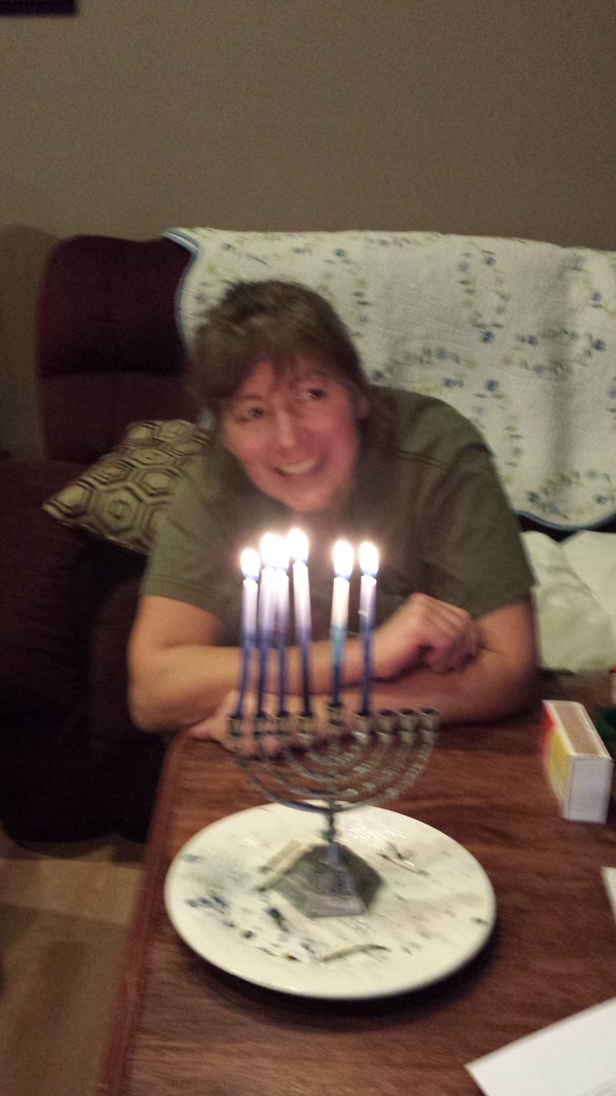 ClassenBmwc65's tweet photo. Happy 5th night of Hanukkah!!!! https://t.co/5oEbsCgdty