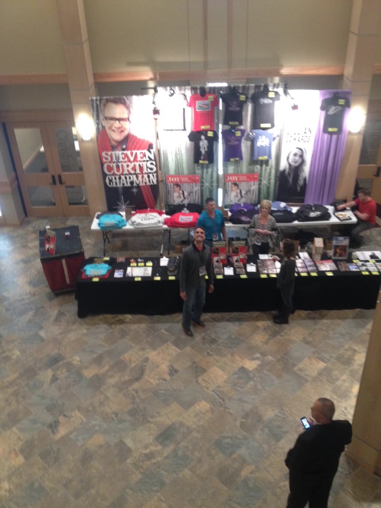 j_broussard55's tweet photo. John Zachary #JOY2015 https://t.co/Ga8aJze04A
