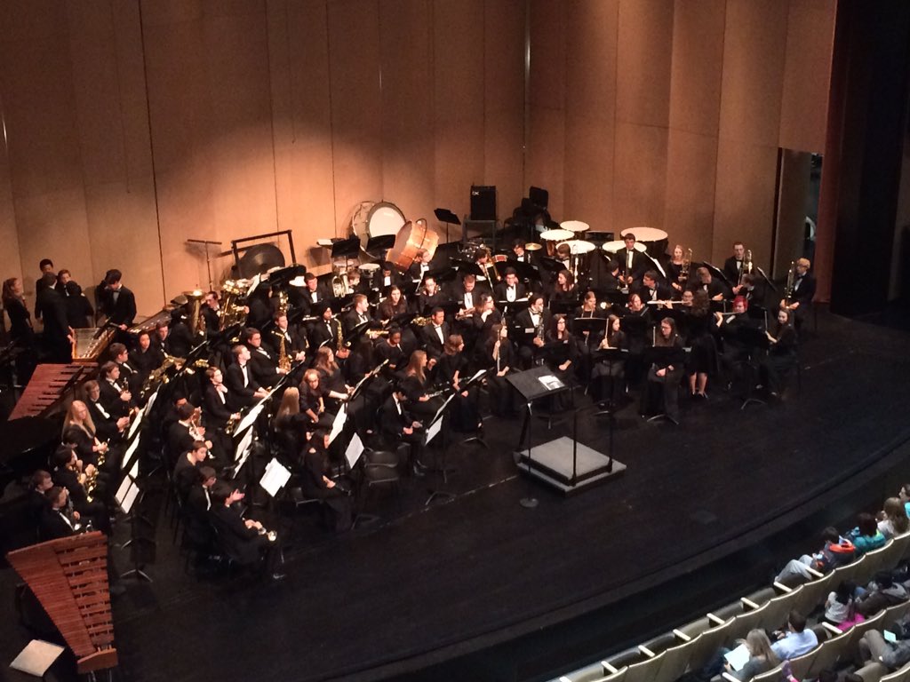 kuhnert23's tweet photo. VSW band sounded great tonight! https://t.co/fHa3XeD8cc