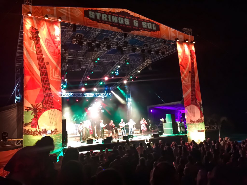 YonderMountain's tweet image. @stringandsol with friends, @LarryKeel and Tim from @Railroadearth joining on opening up the festy. #hellsyes