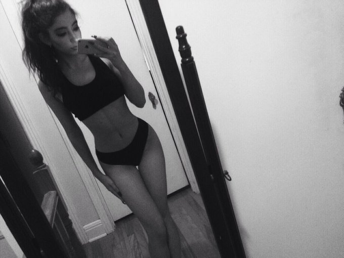 Watch tori ♡'s leaked NSFW photo on TwXstars