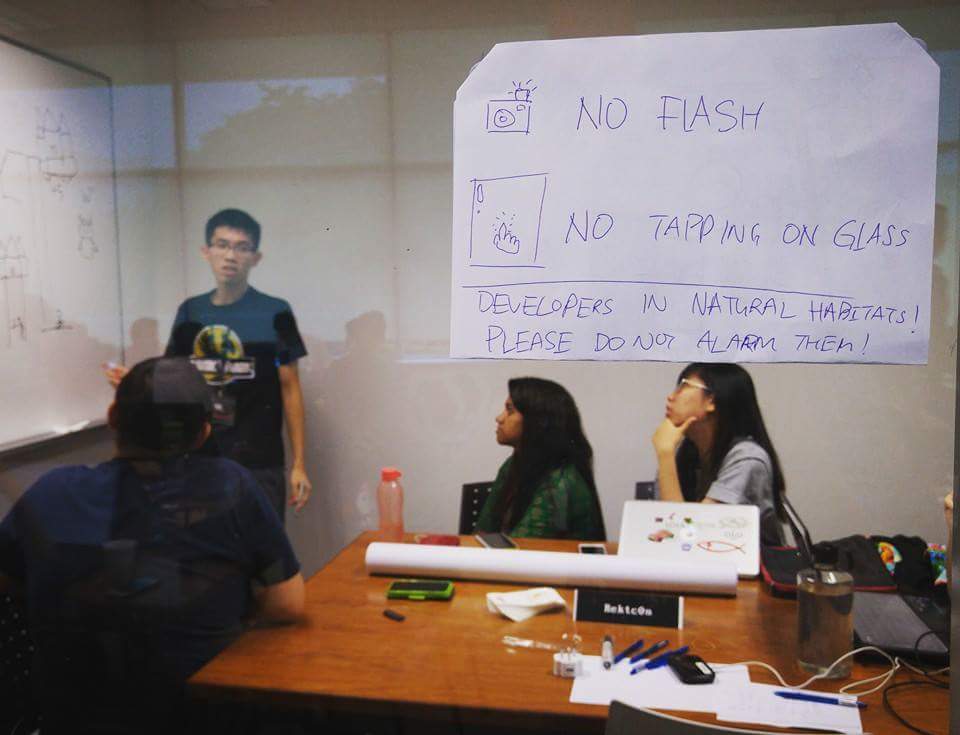 sutdgamelab's tweet photo. No flash photography. Please do not tap or knock on the glass. Game developers may get aggressive!

#DigitalGameJam https://t.co/qZMiyBjRoX