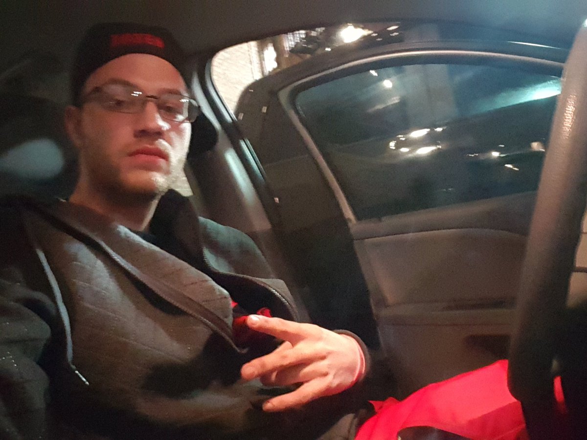 Jones_BubLyfe's tweet photo. Yo I know we at #Club Bleu... but we drownin Dat bitch in #rednblack #dopeshit #yunghamma #canttouchdis https://t.co/K8IhBuT0tX