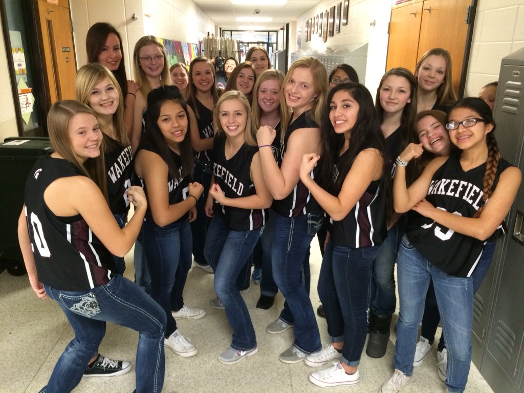 Girls Basketball Team pre-photo photo.