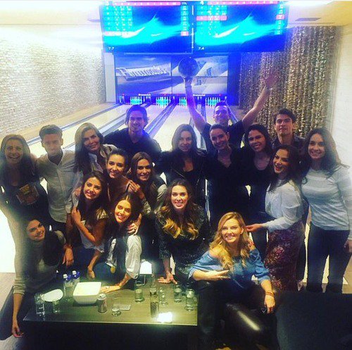 FCJorgSalinasMe's tweet photo. + #PosadaTelevisa #JorgeSalinas #SilviaNavarro #MichellRenaud #MajoriedeSousa #MayrinVillanueva #SusanaGonzales https://t.co/d0fMlE2ll4