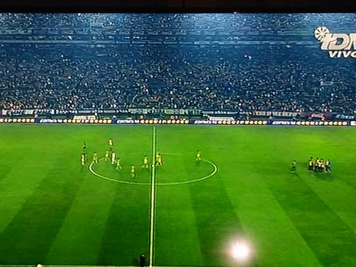 Tigres golea a Pumas - CV6c1MmWoAEb8pP