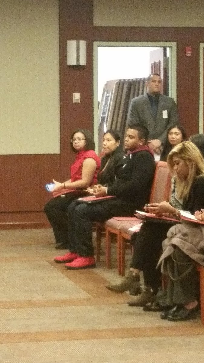 HCCCStudentGov's tweet image. #HCCCSGA Secretary being inducted into the #NSLS