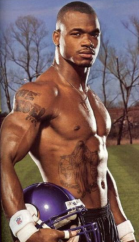 nfl players shirtless