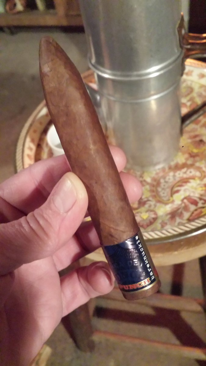DrLarryMarchese's tweet photo. @GCigarLana @GCigarSharon @GCigarGary @punchcigars @punchcigars Thursday NFL with Punch Bareknuckle and espresso. https://t.co/3wnK3fx9Qp