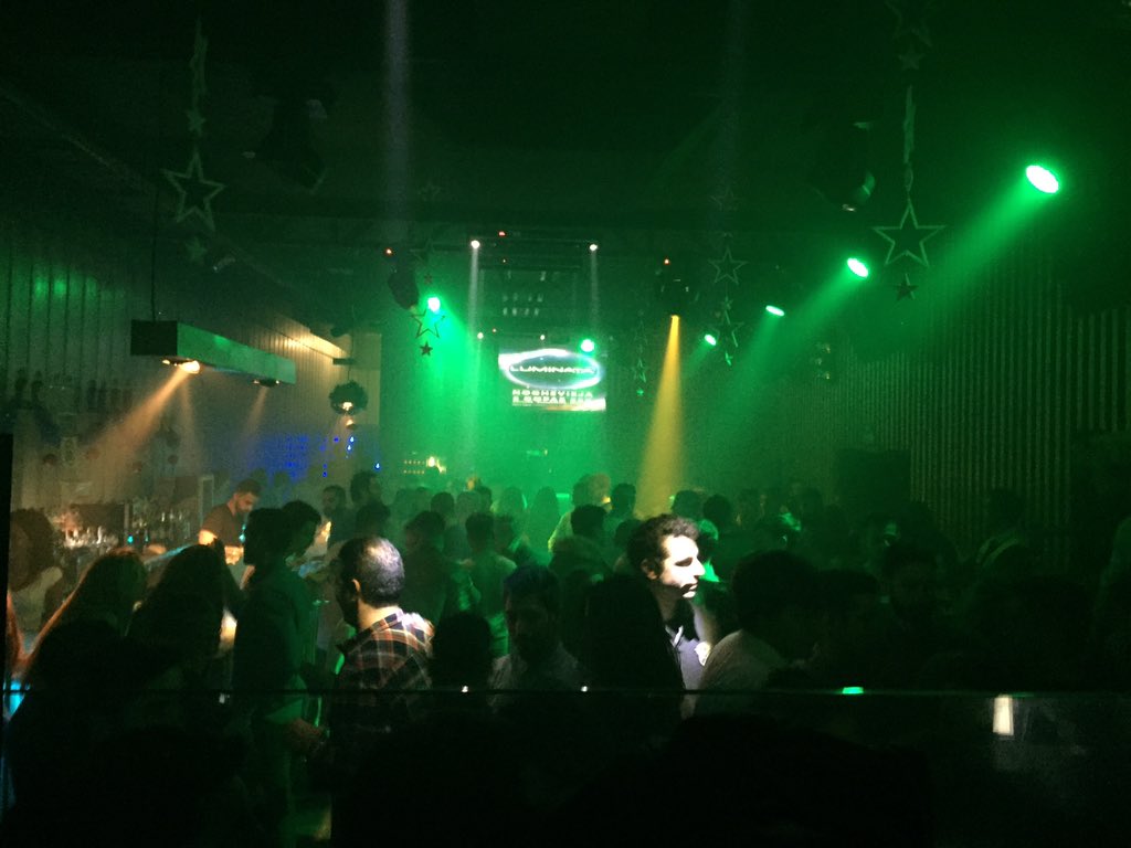 ismaelmareida's tweet photo. Mi compy @AlexJaenDj y yo seguimos de tercios en @LuminataDisco y parece que hay jaleo no? https://t.co/d8BxQ0EJrV